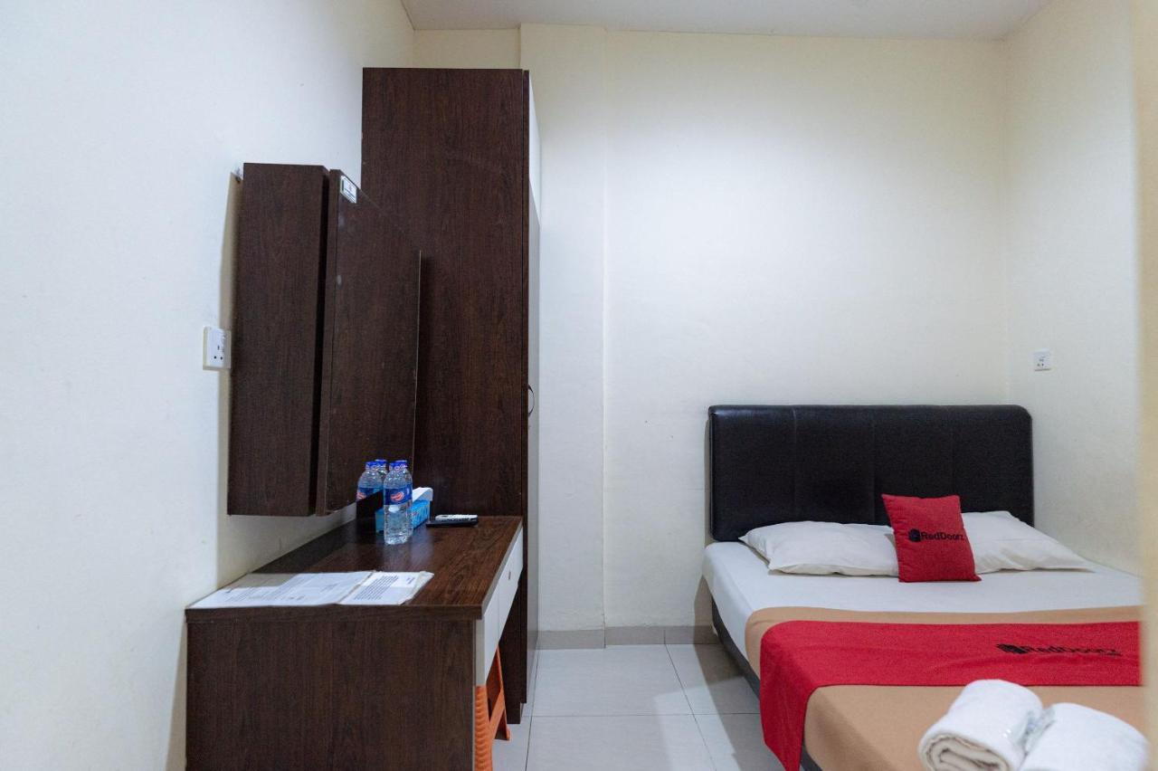 Reddoorz At Nagoya Indah Batam Hotel Buitenkant foto